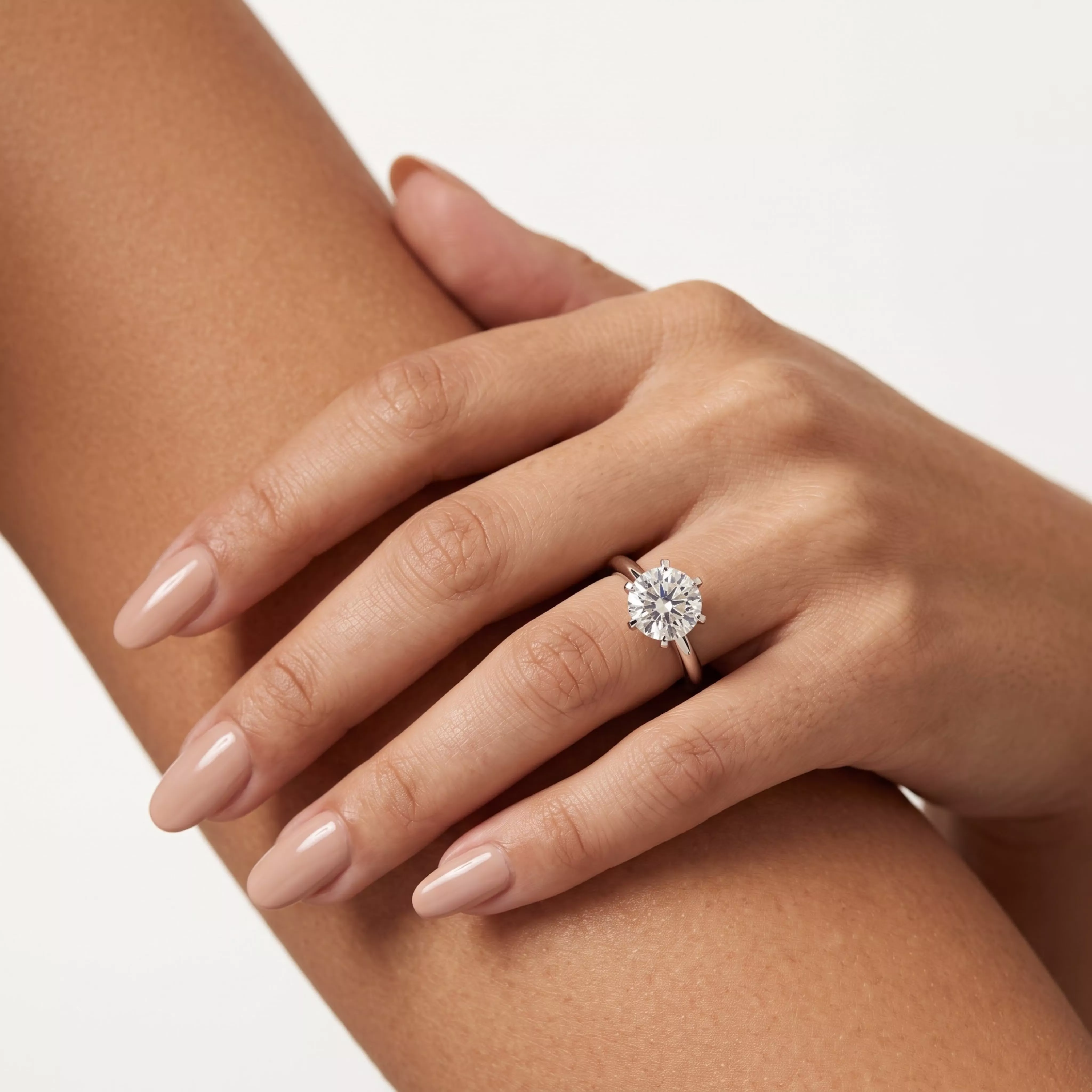 Золотое кольцо с диаллантом 3.0ct огранки "Круг"